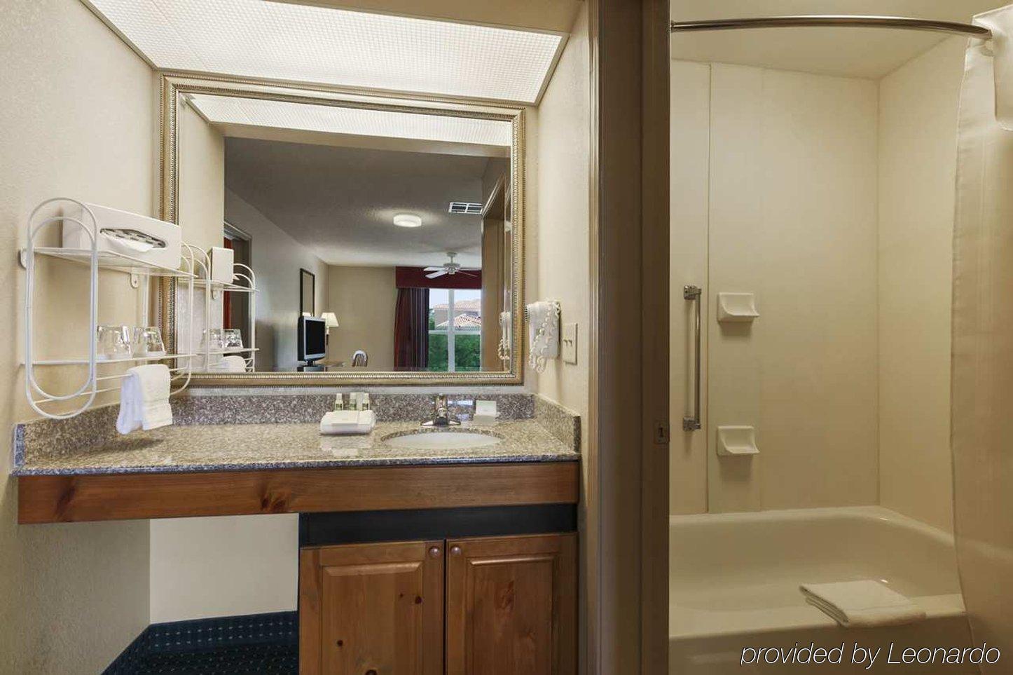 Homewood Suites Phoenix-スコッツデール エクステリア 写真